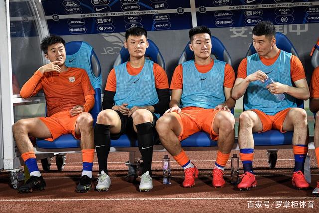 徐杰31分广东击败同曦 贺希宁24分深圳胜山东
