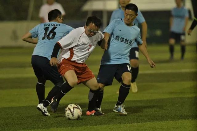 欧冠历史此前有10支球队在半决赛淘汰拜仁，仅2016年马竞未能夺冠